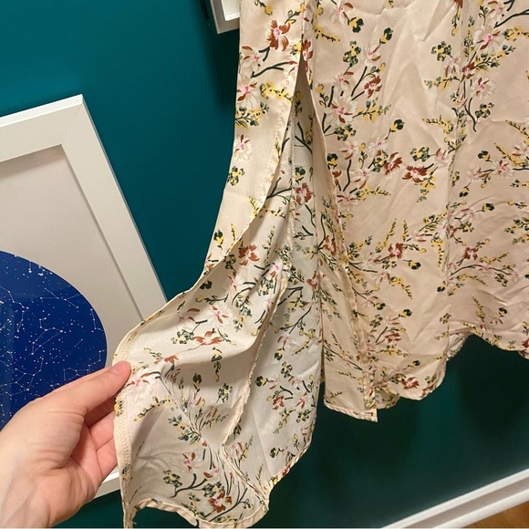 SHEIN Cream Ditsy Floral Boho Backless Midi Dress - Size M - Picture 2 of 6